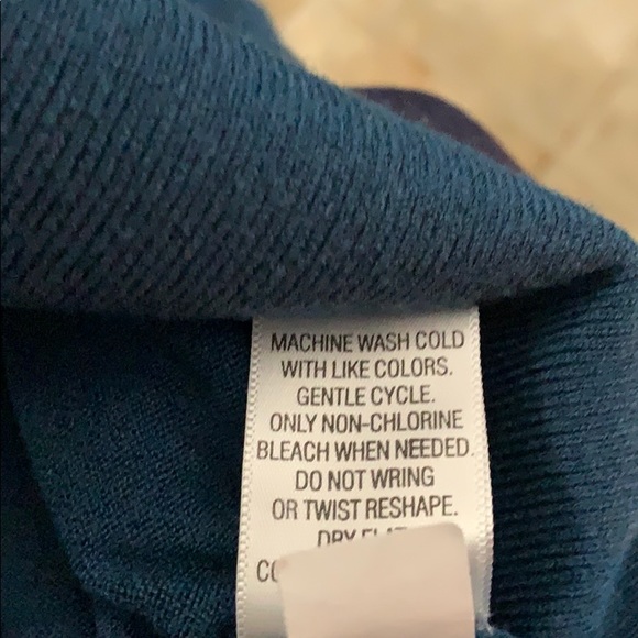 Apt 9 GUC Teal Sweater Size Large fits like medium - Picture 7 of 7